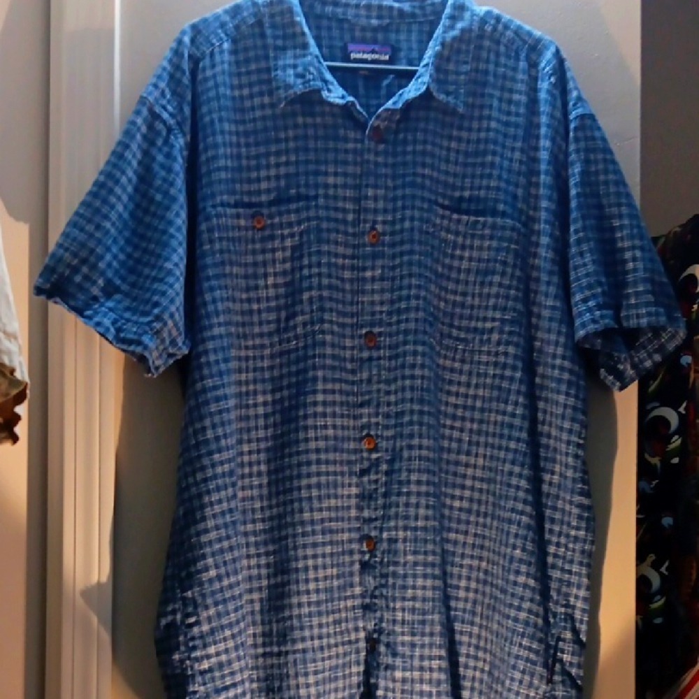 Patagonia Casual Blue Plaid Men's Shirt